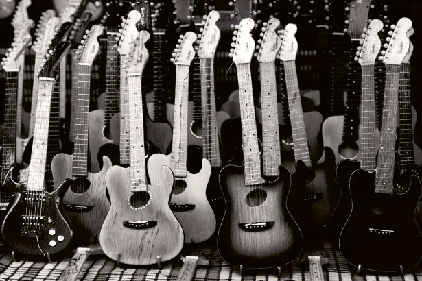 Kuvatapetti Dimex Guitars Collection, 375x250cm