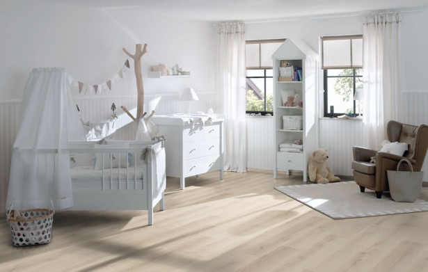 Laminaatti Egger Flooring Home, Tammi White Kolpino, 1.995 m²/pkt
