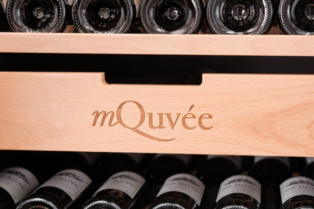 Viinikaapin hylly mQuvée Drawer, Velvet 220 -viinikaappiin
