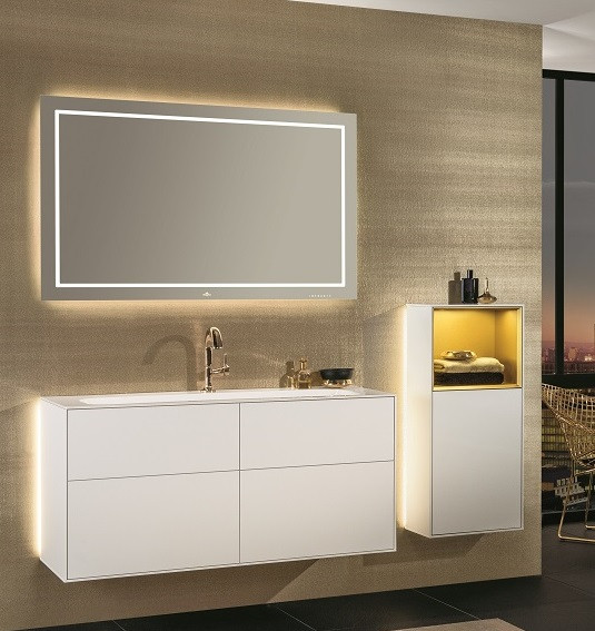 Valopeili Villeroy & Boch Finion, 800x750mm, Bluetooth-kaiuttimilla ja taustavalolla