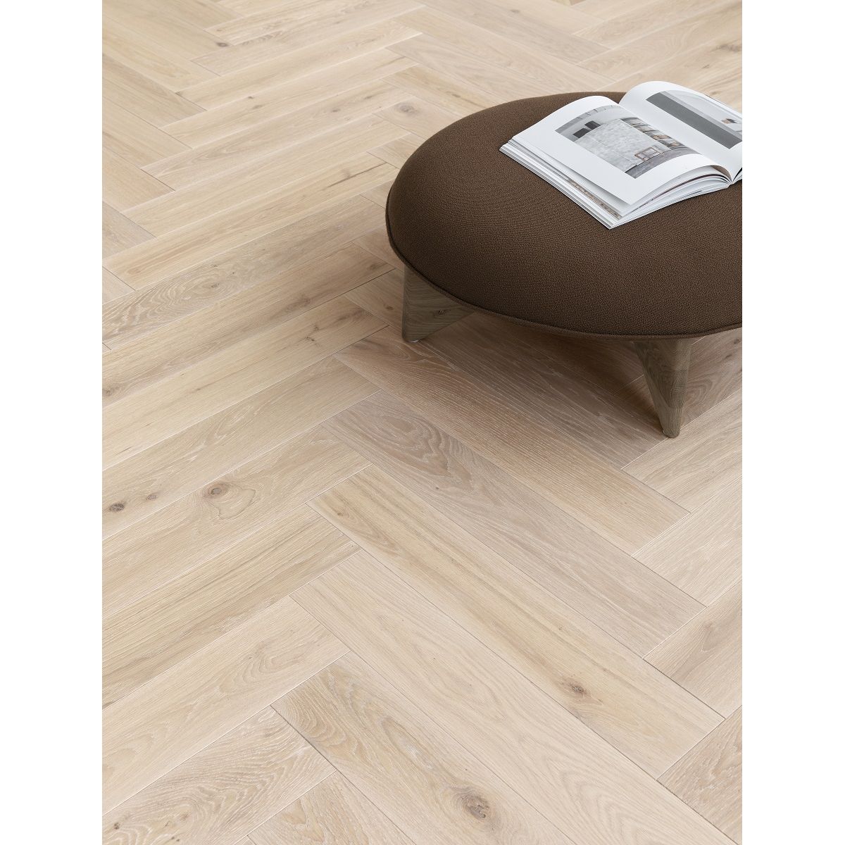 Kalanruotoparketti Tarkett Segno Tammi Lime Stone, harjattu