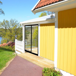Terassin liukuovi Landskap Stadig, pidennetty kesäkausi, 2 osaa, 2104 mm, musta, napsautuslukko