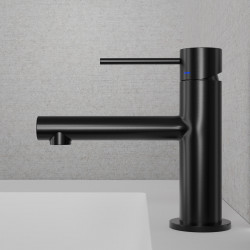 Pesuallashana Scandtap Steel Vertex Shadow, musta