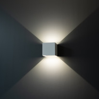 LED-ulkoseinävalaisin FTLIGHT Iina, 2x5W, eri valonvärejä, 570lm, säädettävä keila, valkoinen