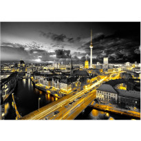 Maisematapetti Artgeist Berlin at night, eri kokoja