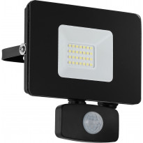 LED-ulkoseinävalaisin/-valonheitin Eglo Faedo, 140x130mm, liiketunnistimella, musta