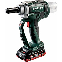 Popniittipistooli Metabo NP 18 LTX BL 5.0 sisältää 2x4,0Ah LiHD-akut
