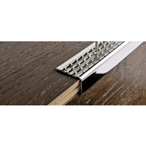 Porraskulmalista Progress Profiles Prowalk ACC, 2,7m, 30mm, 30mm, ruuvikiinnitettävä, kiiltävä rst