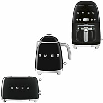 Leivänpaahdin, vedenkeitin ja kahvinkeitin Smeg, musta