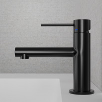 Pesuallashana Scandtap Steel Vertex Shadow, musta