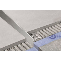 Linjakaivon kaatolista reunalle Progress Profiles Proshower, 2% kaato, 28/30x10x1000mm