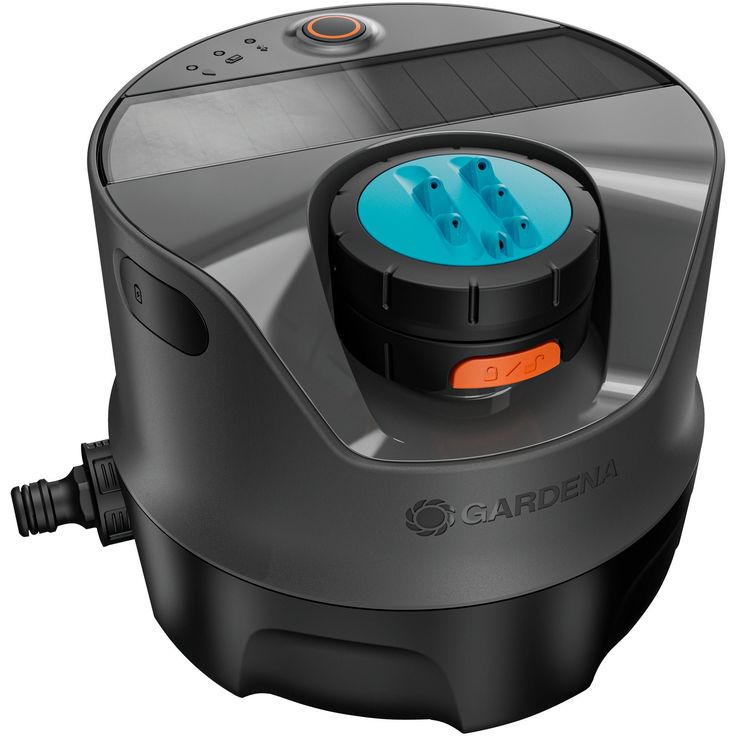 Muotosadetin Gardena AquaPrecise maan päälle