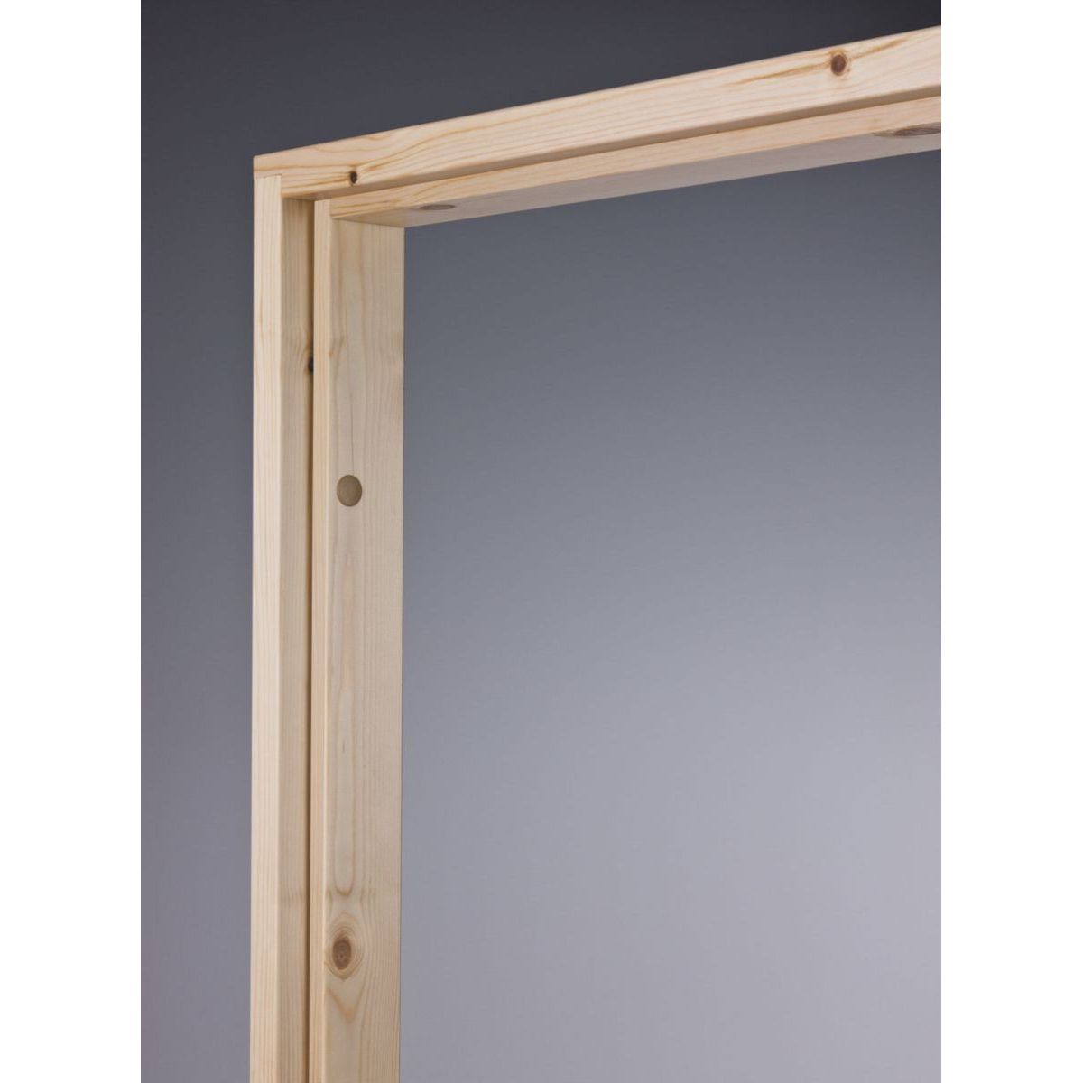 Mäntykarmi puuvalmis Swedoor 600, 92 mm