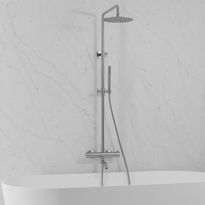 Sadesuihkusetti Scandtap Steel Pleasure 3, termostaattihanalla, suihkupää ⌀250mm, juoksuputkella, kiiltävä teräs, Verkkokaupan poistotuote