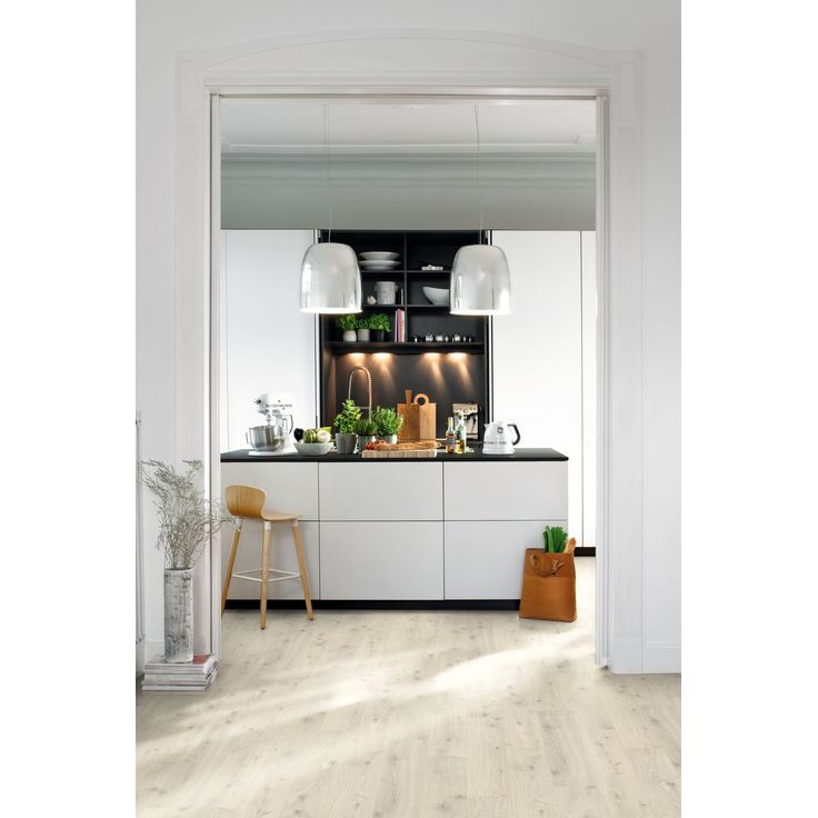 Komposiittilattia Egger Flooring Design GreenTec, Tammi Light Almington, 1.995 m²/pkt