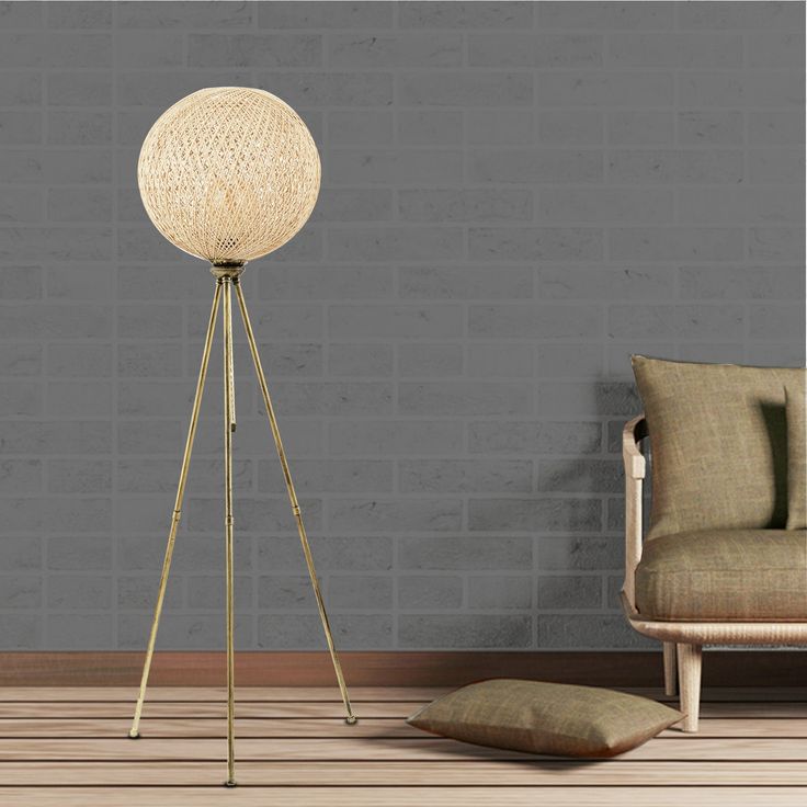 Lattiavalaisin Linento Furniture Pied, kulta