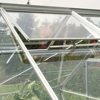 Kasvihuoneen kattoikkuna Vitavia