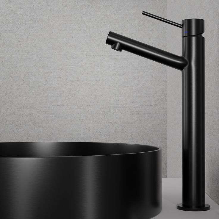 Pesuallashana Scandtap Steel Vector High Shadow, musta