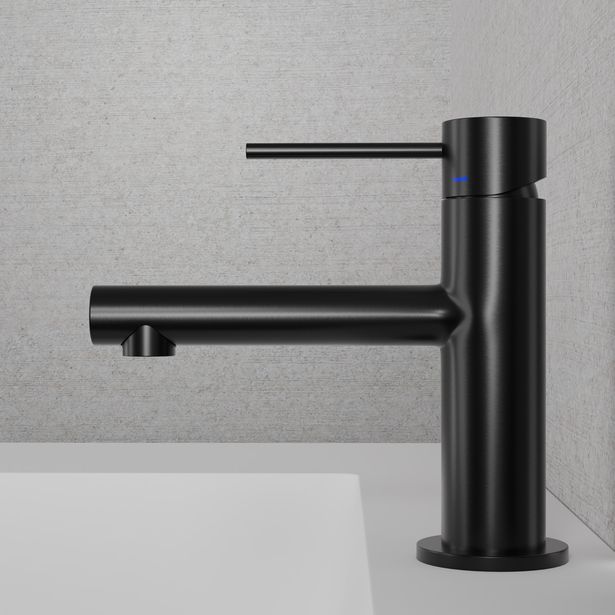 Pesuallashana Scandtap Steel Vertex Shadow, musta