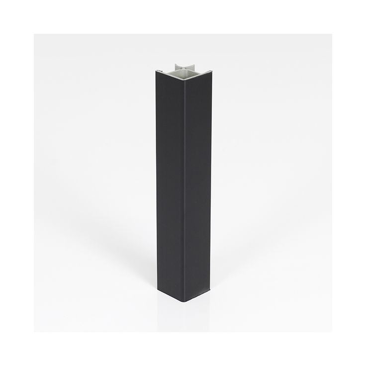 Sokkelin kulmalista Grip 90° 150mm musta