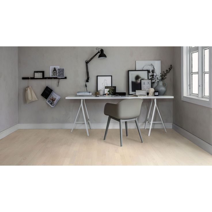 Parketti Tarkett Shade Tammi Northern White TreS, valkoinen, 3-sauva, mattalakattu