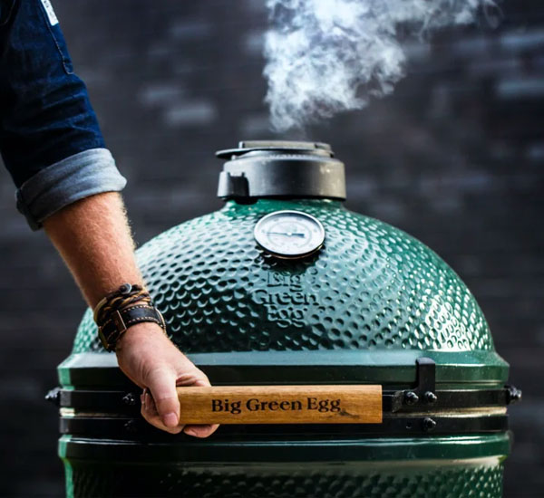 Big Green Egg kamado-grilli