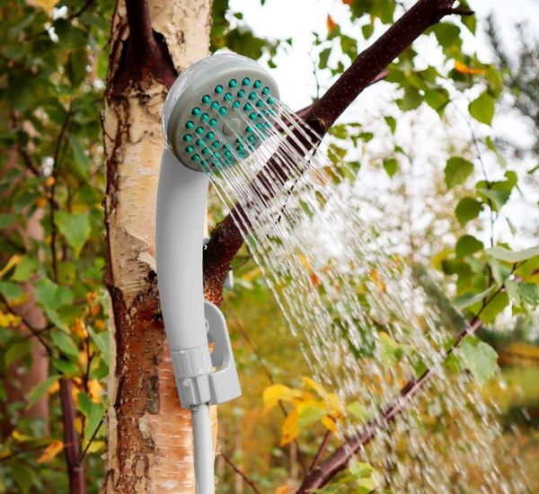 Valkoinen ladattava Mag-Pro Garden -matkasuihku