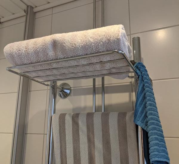 REJ Design Pivo -pyyhekuivaimen hylly 35 cm