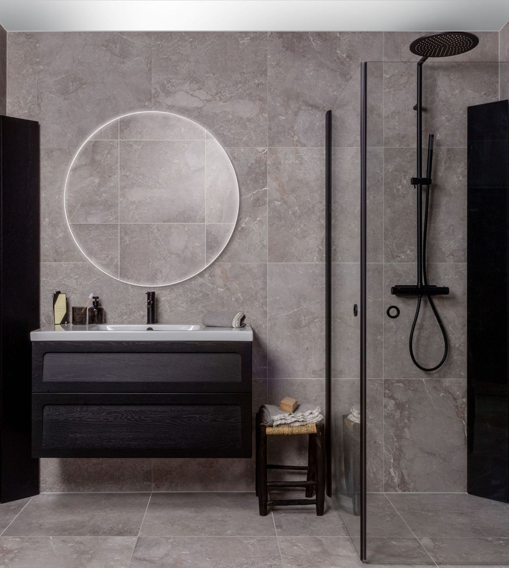 Lattialaatta Astor Golden Age 60x60 cm, matta – modernin kylpyhuoneen ajaton valinta