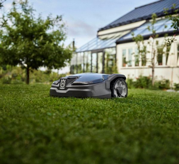 Robottiruohonleikkuri Husqvarna Automower 315 Mark II suurelle pihalle