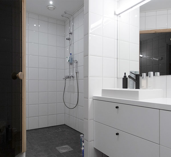Kylpyhuone- ja saunaremontti - Ennen-kuvat